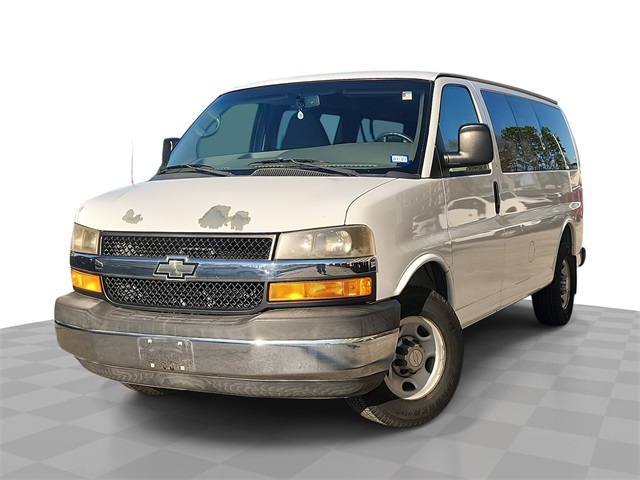 2012 Chevrolet Express Passenger 3500 1LT RWD