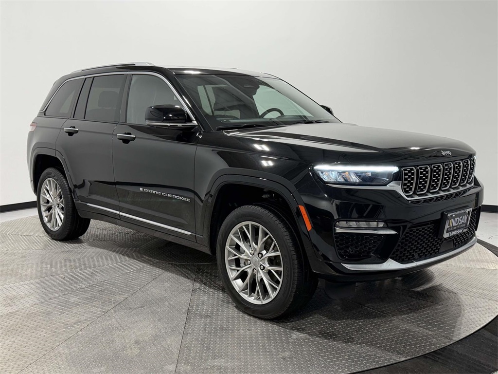 2022 Jeep Grand Cherokee Summit 4WD