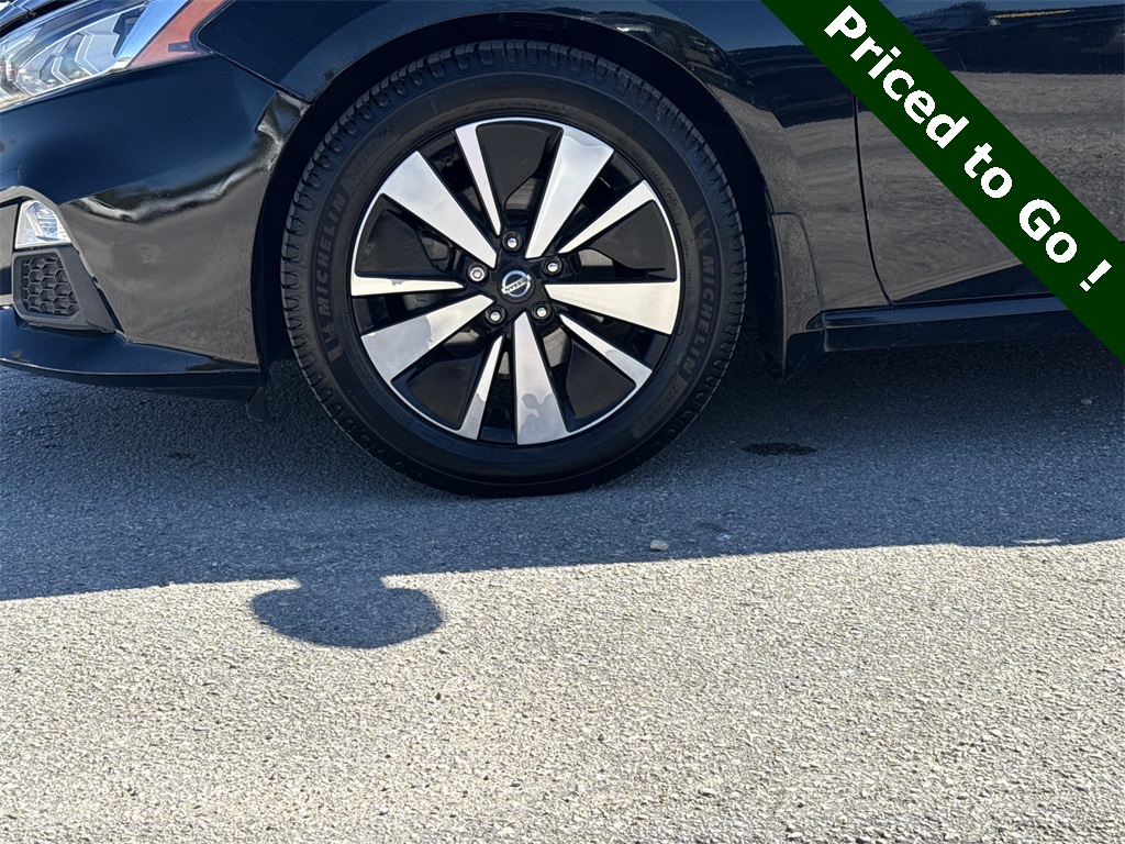 2021 Nissan Altima 2.5 SV - 8