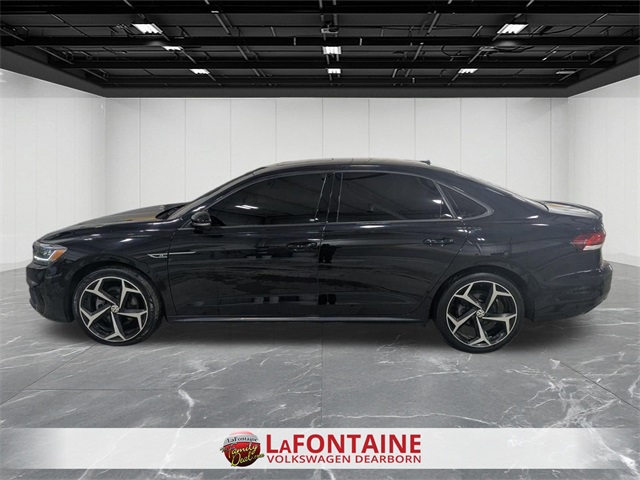 2021 Volkswagen Passat 2.0T R-Line