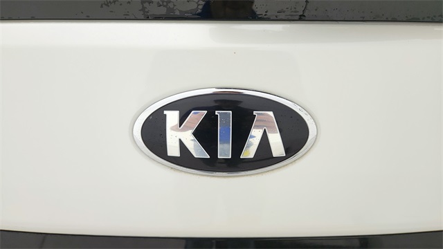 2020 Kia Soul LX White at Parkway Family Mazda