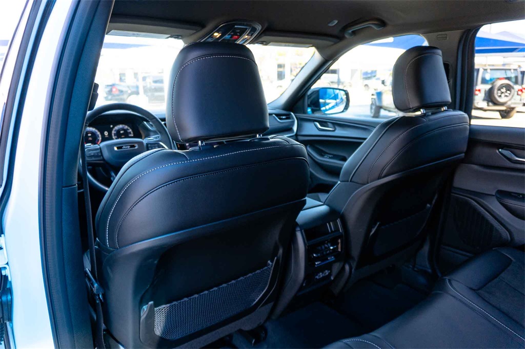 New Car 2025 Jeep Grand Cherokee  Altitude For Sale Under $35,000 In San Marcos, Texas