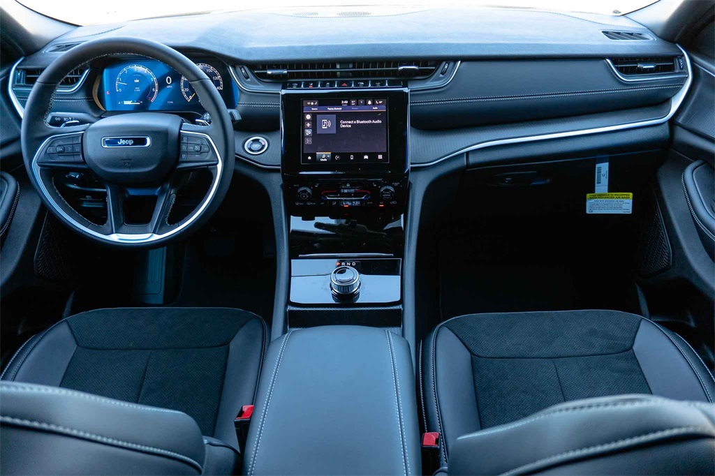 New Car 2025 Jeep Grand Cherokee  Altitude For Sale Under $35,000 In San Marcos, Texas