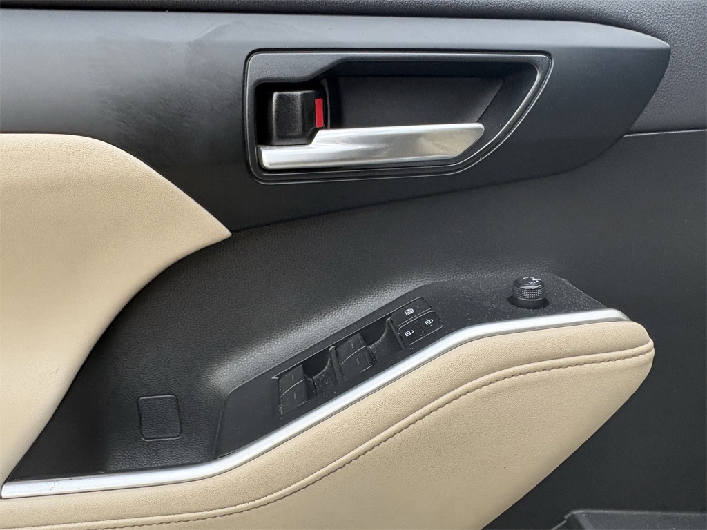 2023 Toyota Highlander XSE - 10