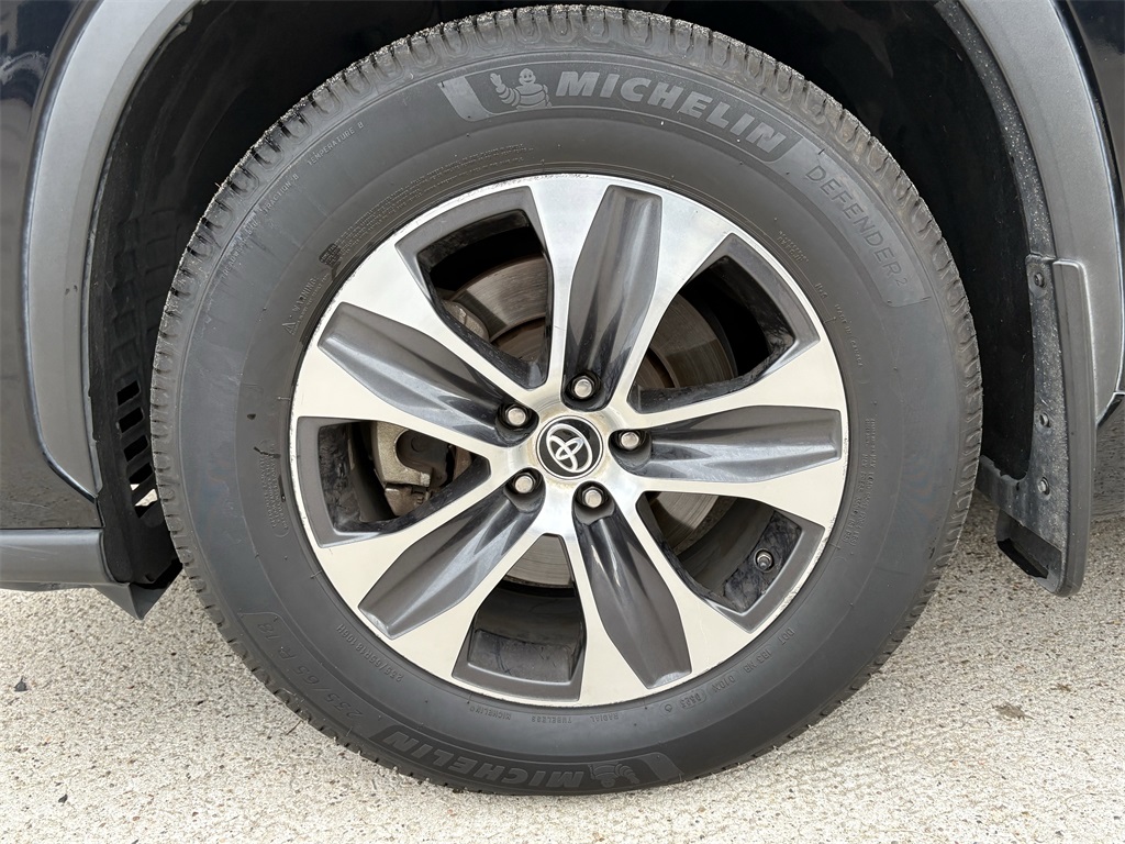 2023 Toyota Highlander XSE - 8