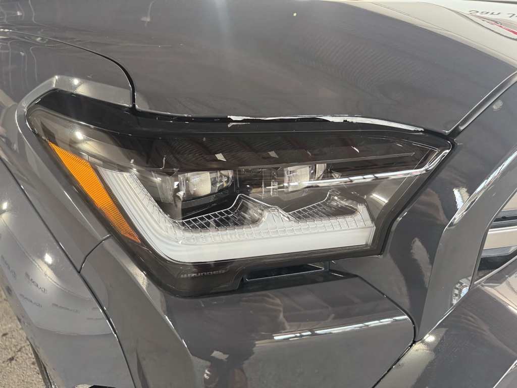 Thumbnail: 2025 Toyota 4Runner - 12