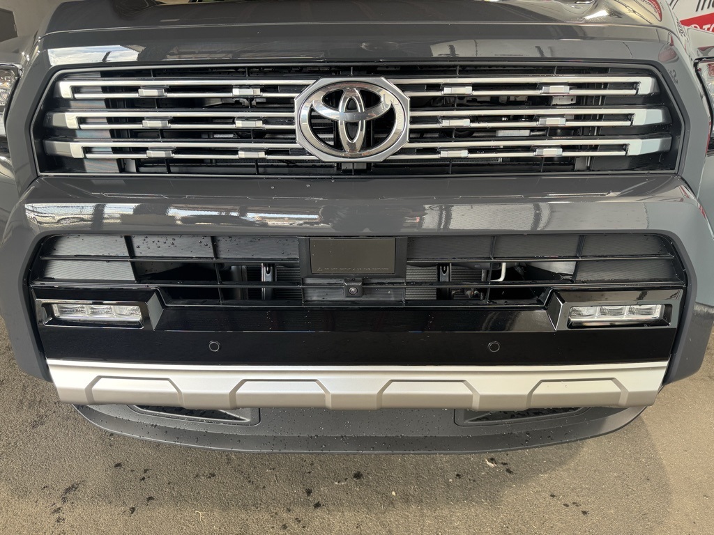 Thumbnail: 2025 Toyota 4Runner - 13