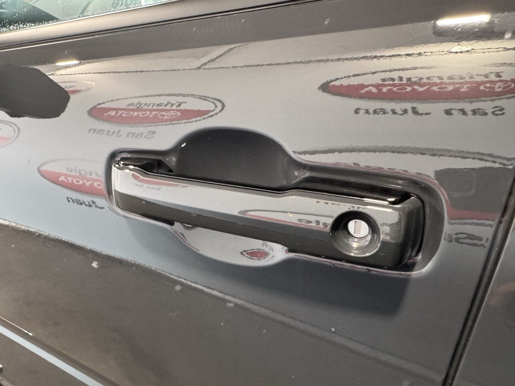 Thumbnail: 2025 Toyota 4Runner - 15