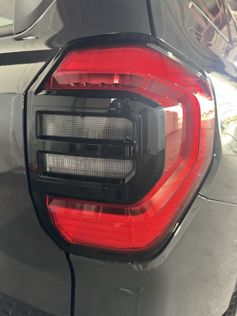 Thumbnail: 2025 Toyota 4Runner - 17