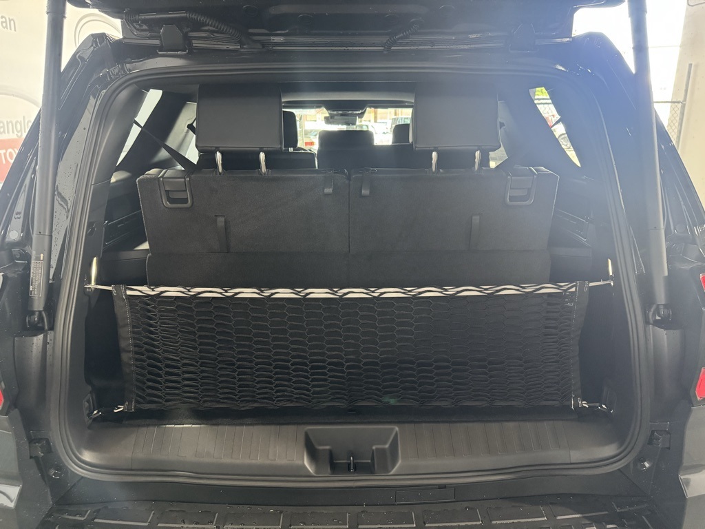 Thumbnail: 2025 Toyota 4Runner - 24