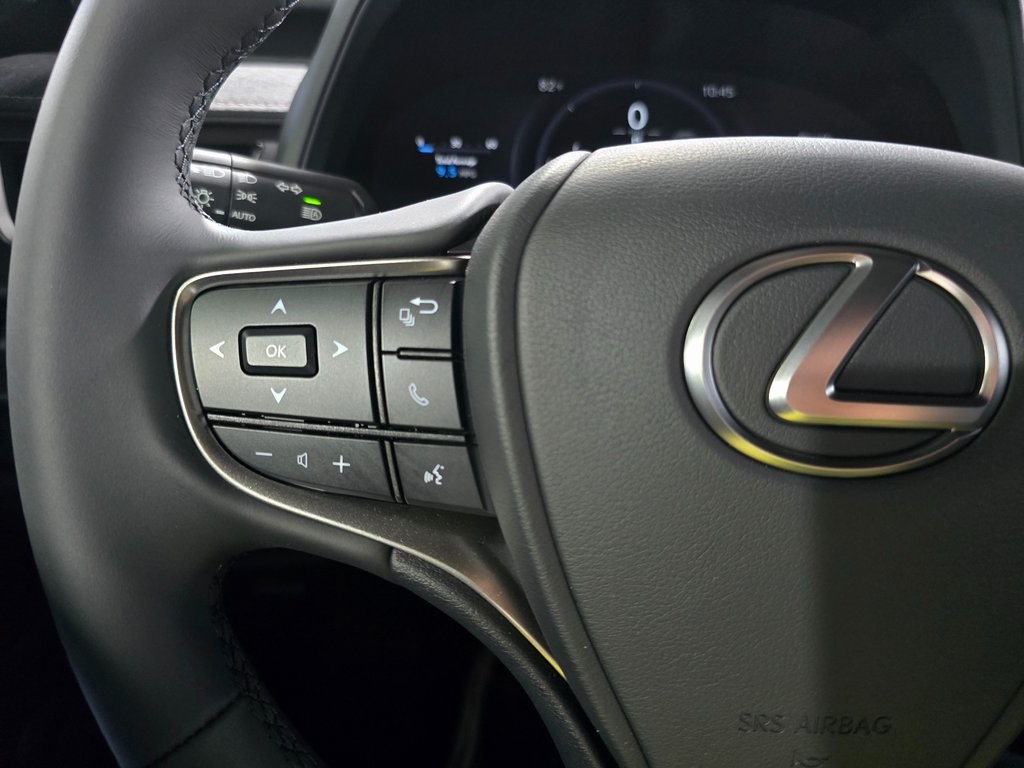 Thumbnail: 2025 Lexus UX - 16