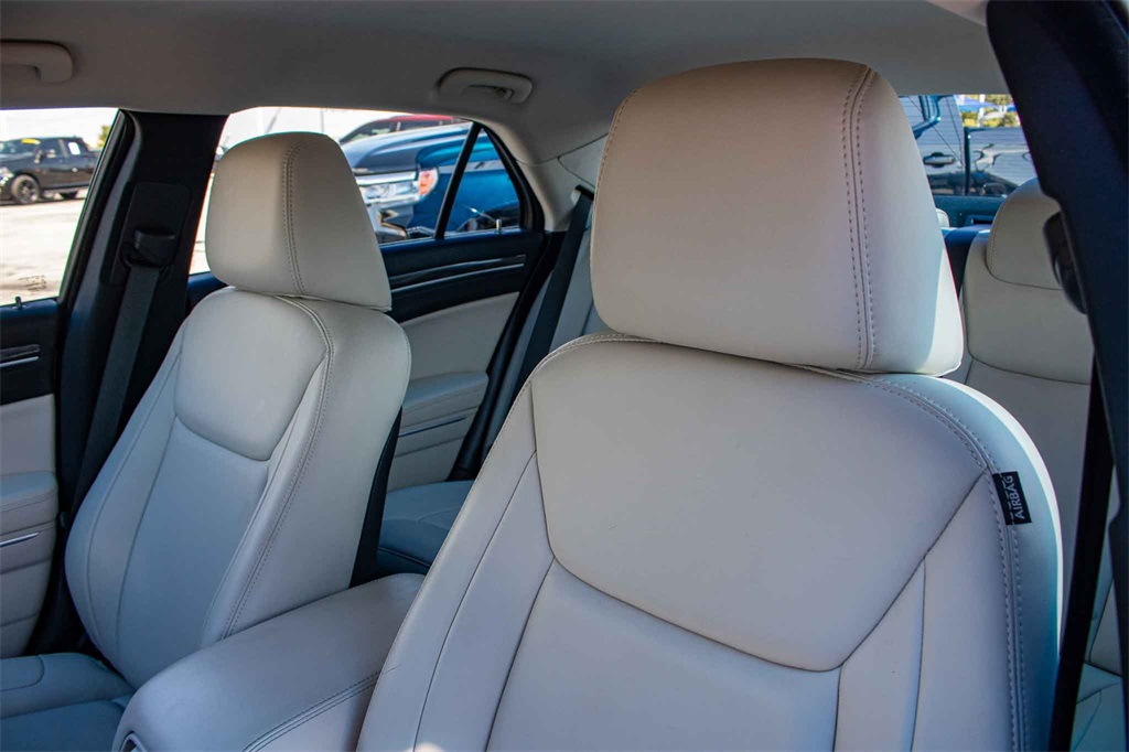 Used Car 2020 Chrysler 300  Touring For Sale Under $30,000 In San Marcos, Texas