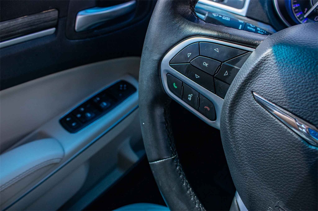 Used Car 2020 Chrysler 300  Touring For Sale Under $30,000 In San Marcos, Texas