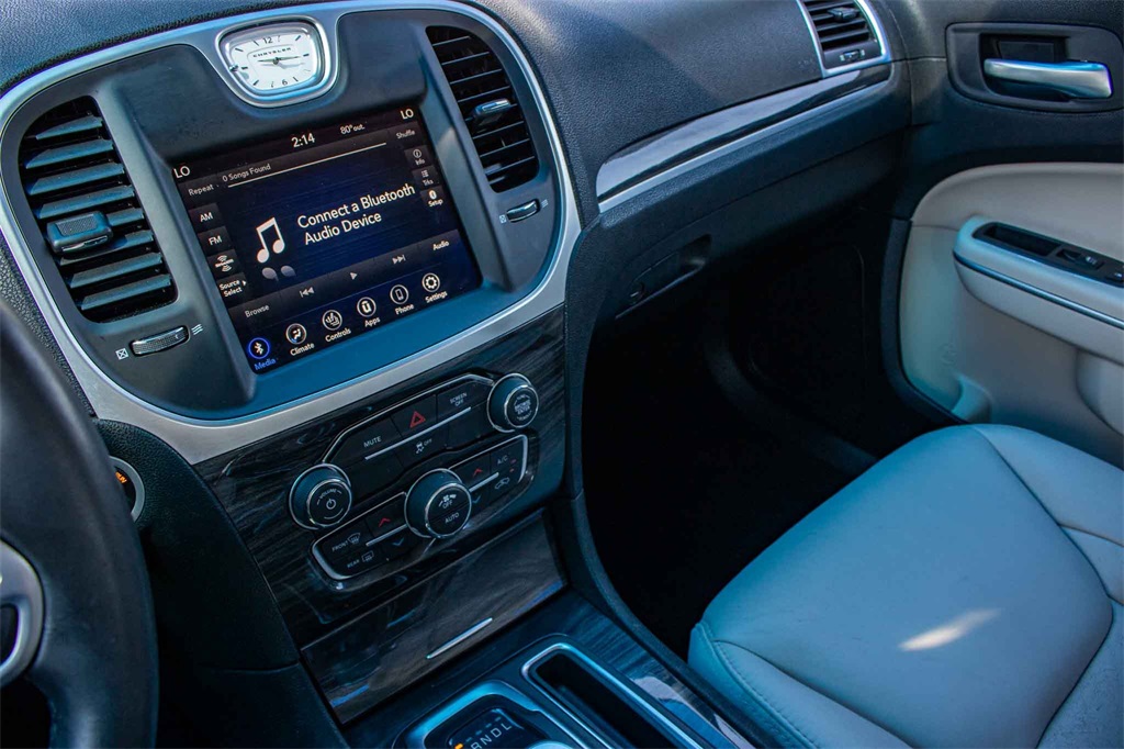 Used Car 2020 Chrysler 300  Touring For Sale Under $30,000 In San Marcos, Texas