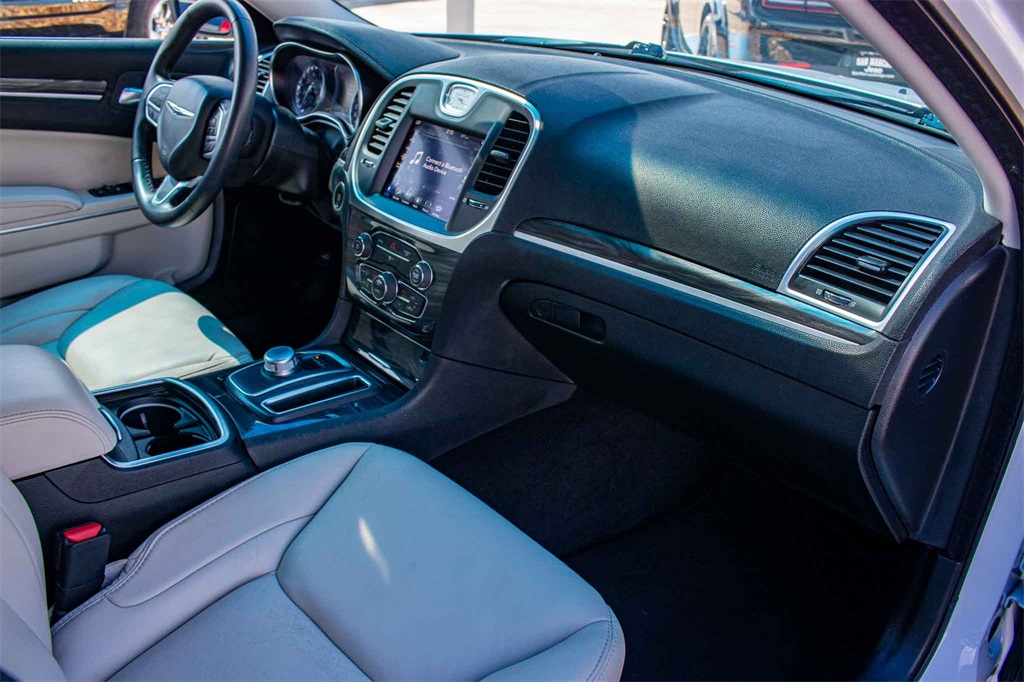 Used Car 2020 Chrysler 300  Touring For Sale Under $30,000 In San Marcos, Texas