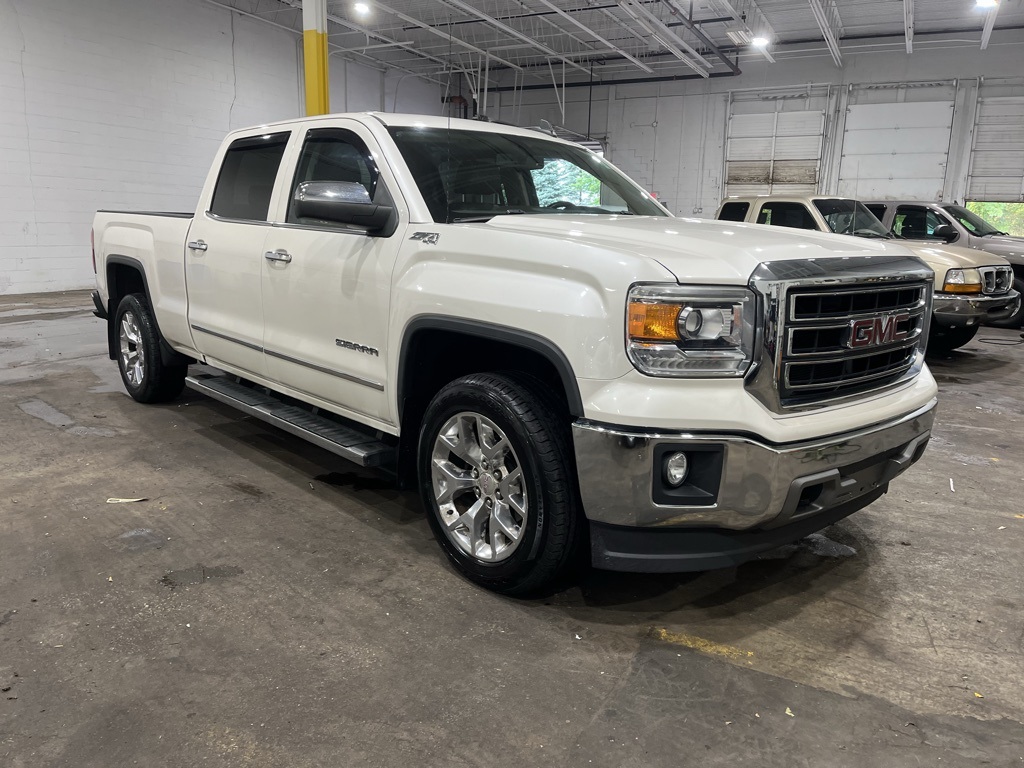 2015 GMC Sierra 1500 SLT's photo