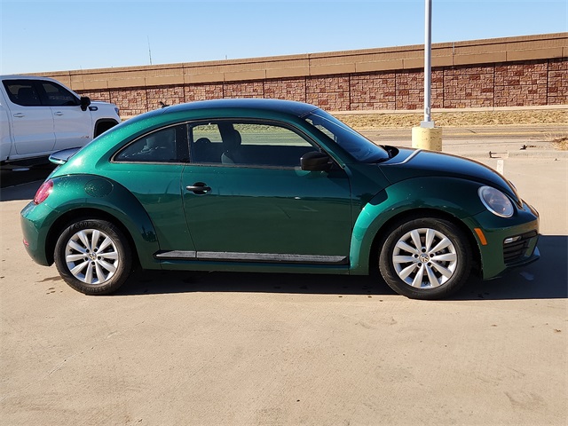 Used Car 2017 Volkswagen Beetle  1.8t Classic For Sale Under $20,000 In Plainview, Texas