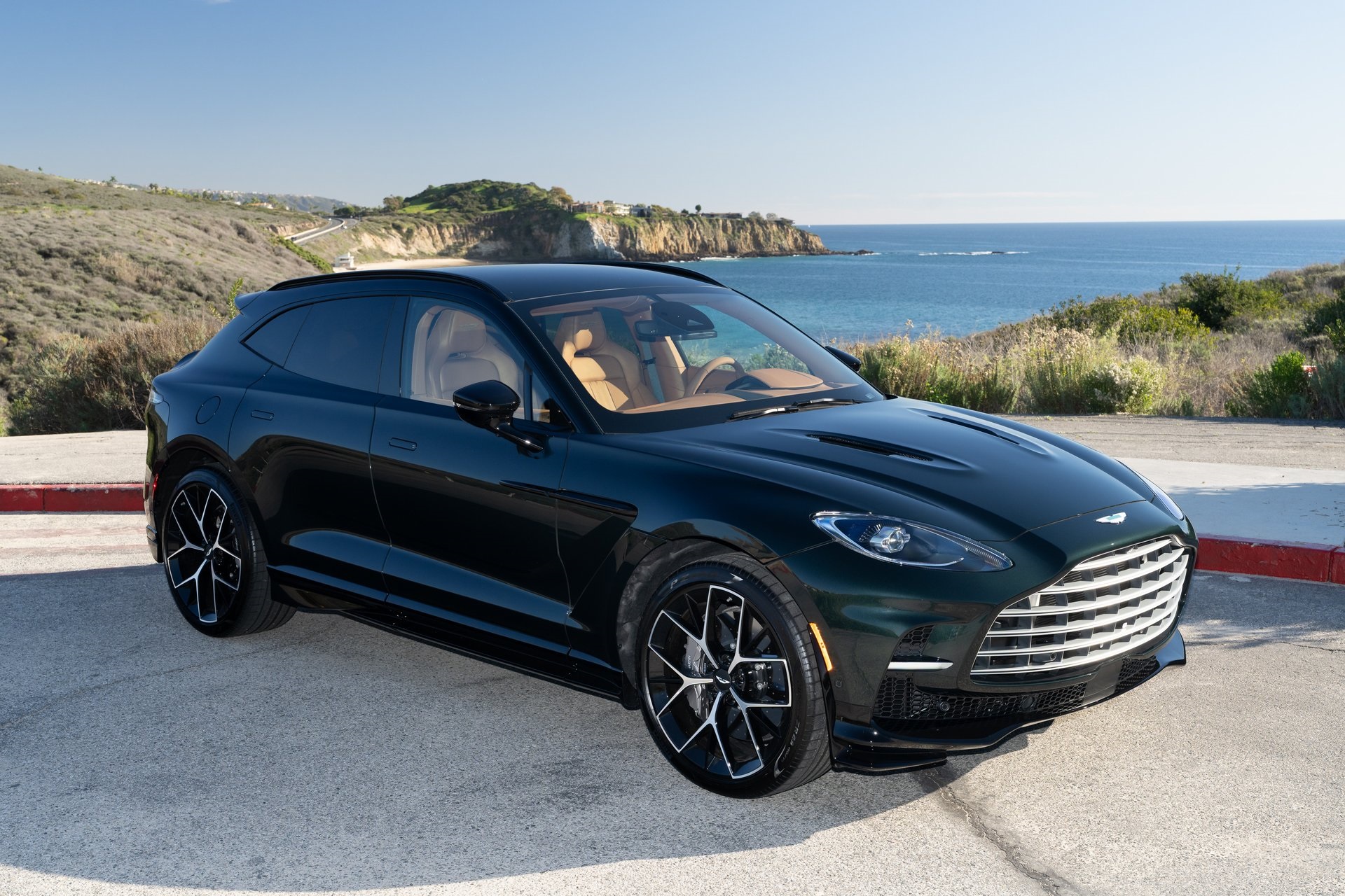 2026 Aston Martin DBX's photo