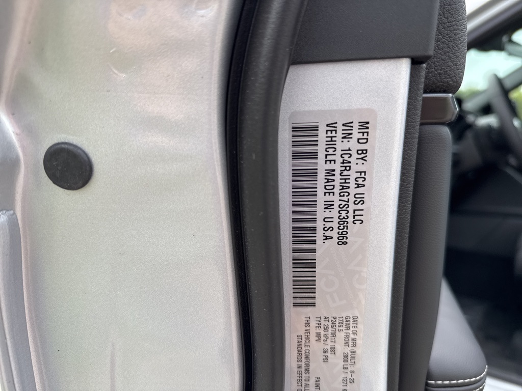 2025 Jeep Grand Cherokee