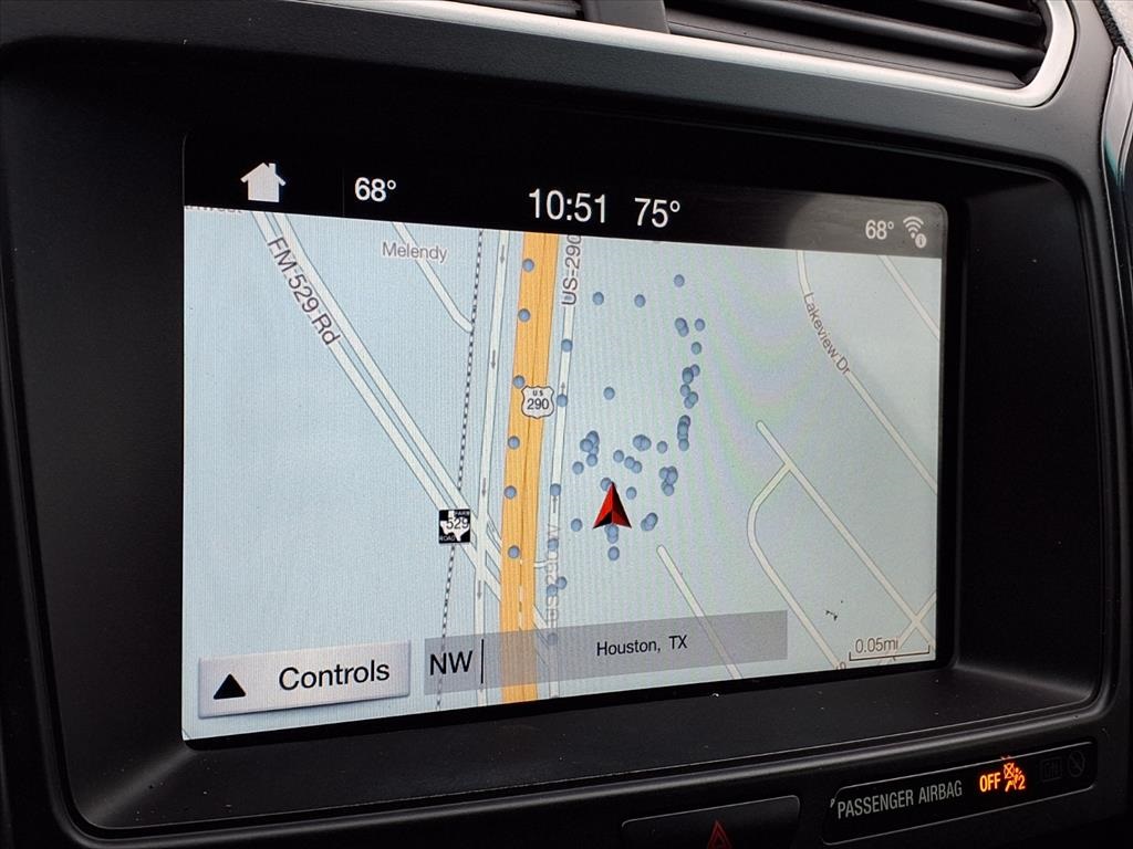 2017 Ford Explorer XLT White at Community Honda