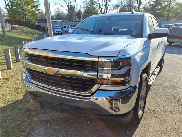 2017 Chevrolet Silverado 1500 LT's photo