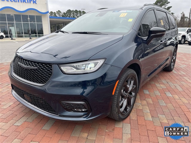 2023 Chrysler Pacifica Limited AWD