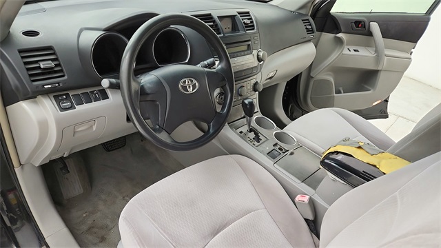 2008 Toyota Highlander Base  at Emmons Autoplex