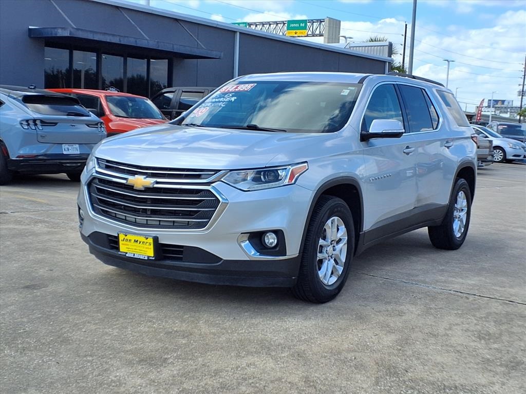 2019 Chevrolet Traverse LT Silver at Monument Chevrolet