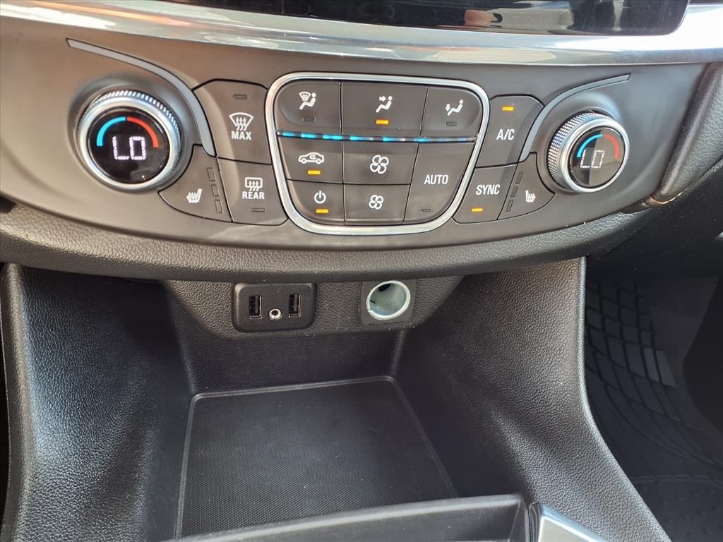 2019 Chevrolet Traverse LT Silver at Monument Chevrolet