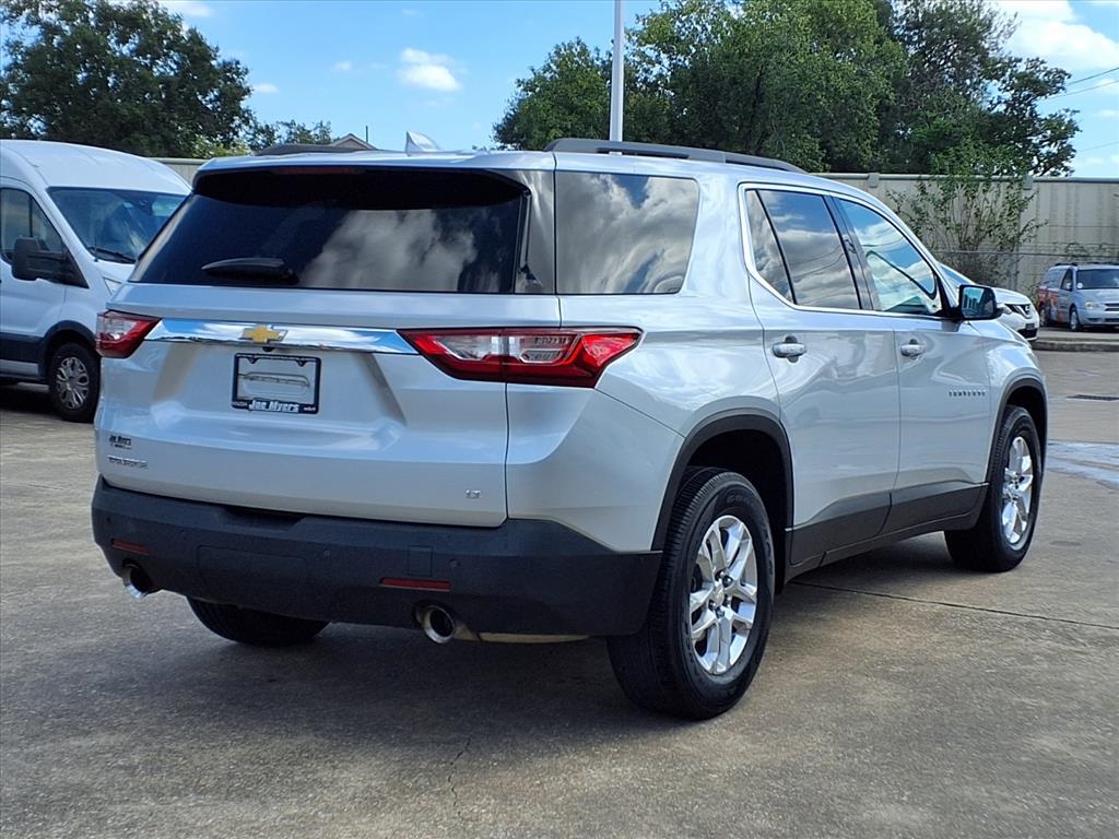 2019 Chevrolet Traverse LT Silver at Monument Chevrolet