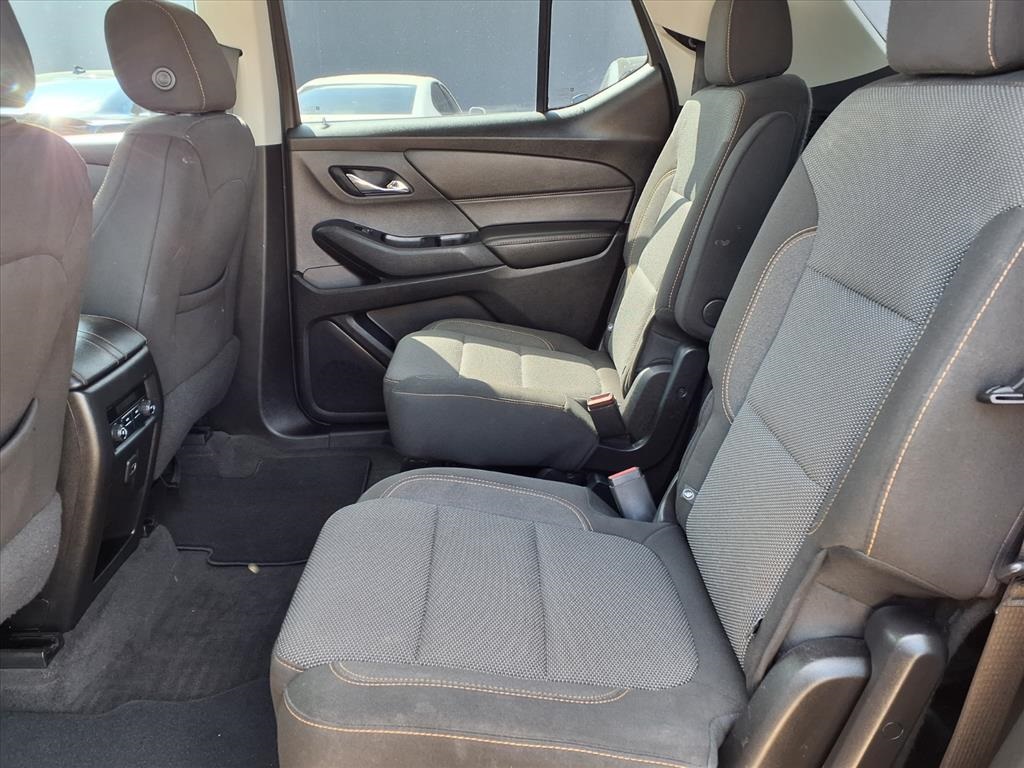 2019 Chevrolet Traverse LT Silver at Monument Chevrolet
