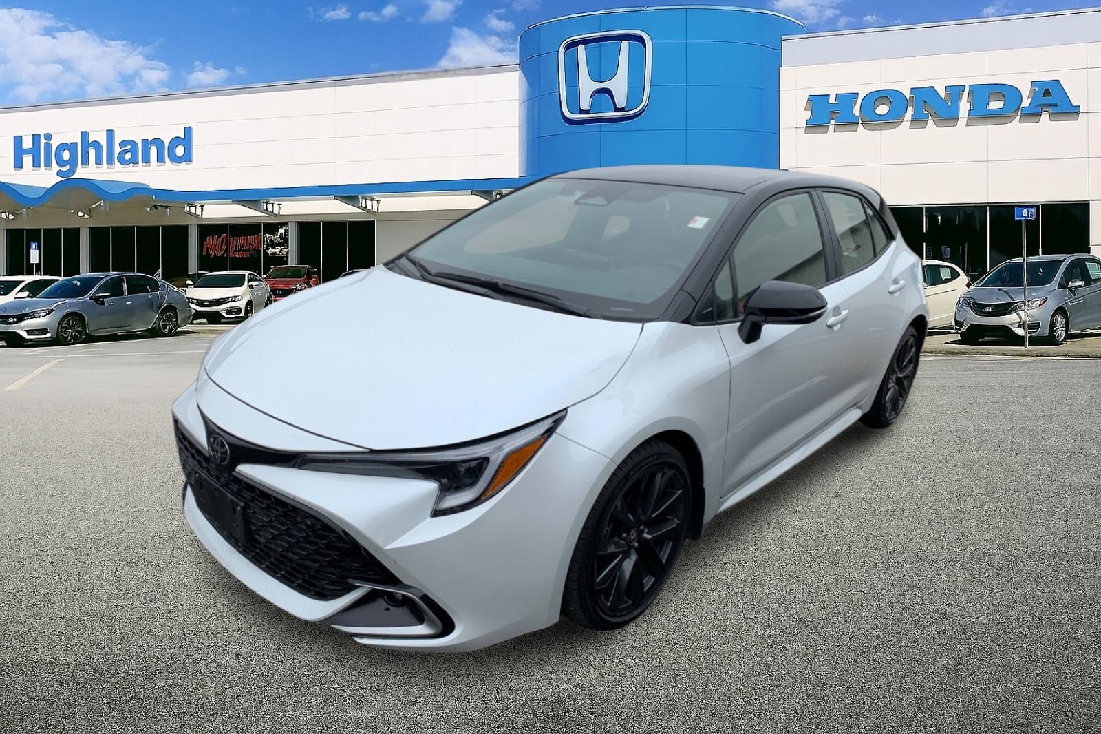 2023 Toyota Corolla Hatchback XSE FWD