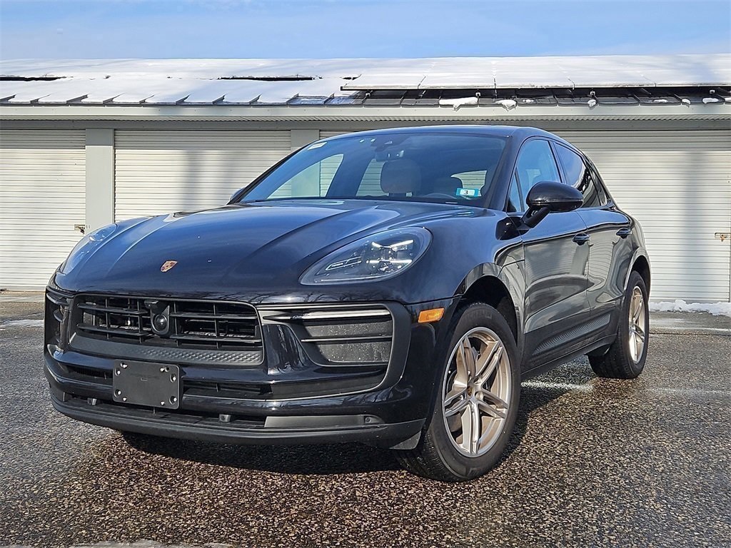 2025 Porsche Macan