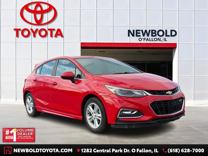 2017 Chevrolet Cruze LT Hatchback FWD