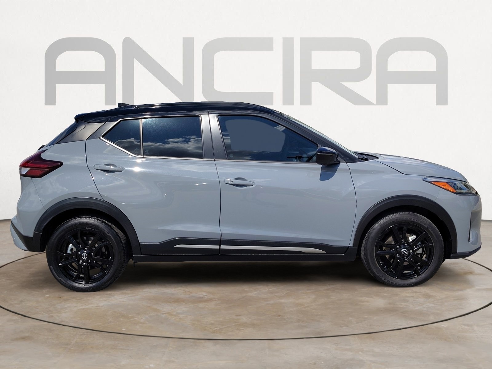 Used Car 2023 Nissan Kicks  Sr For Sale In San Antonio, Texas
