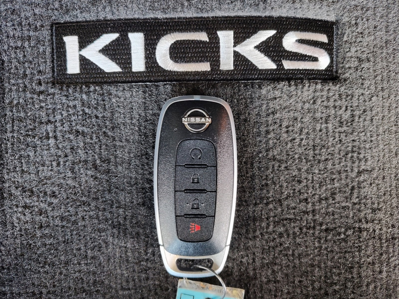 Used Car 2023 Nissan Kicks  Sr For Sale In San Antonio, Texas
