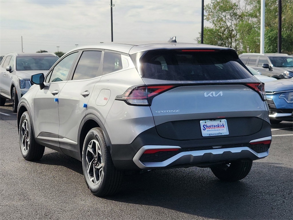 2025 Kia Sportage LX - 2