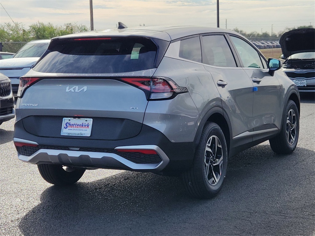 2025 Kia Sportage LX - 3