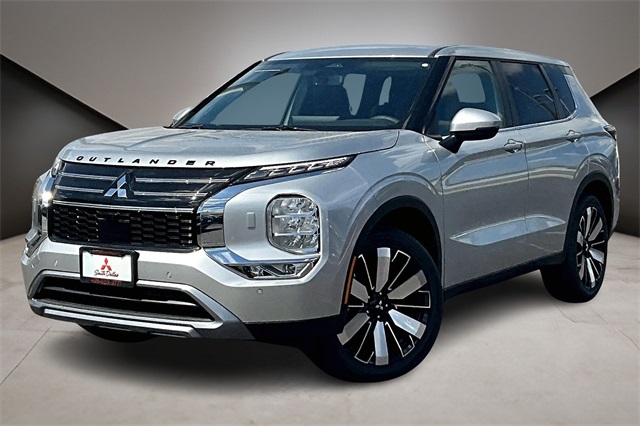 2025 Mitsubishi Outlander SE FWD