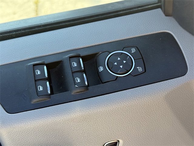 2022 Ford F-250SD XL White at Autostrade