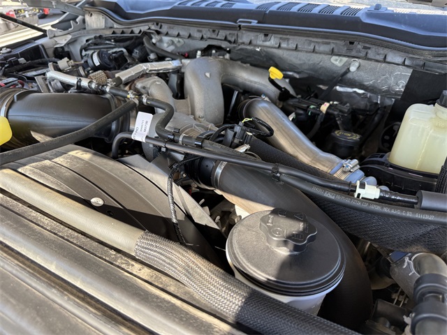 2022 Ford F-250SD XL White at Autostrade