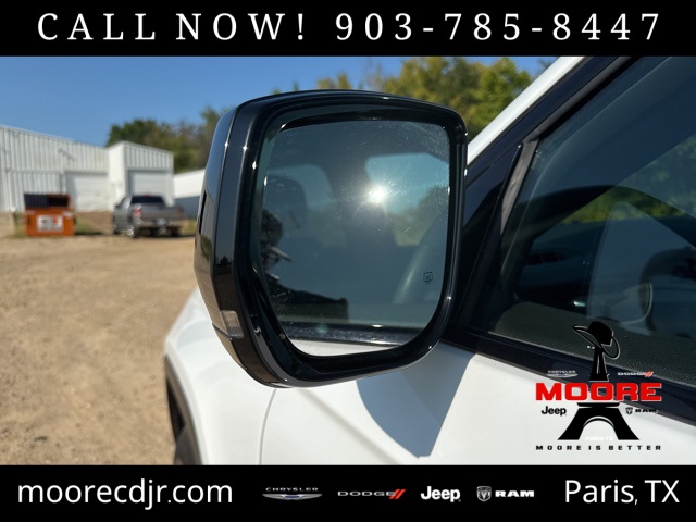 2024 Jeep Grand Cherokee Altitude photo 3