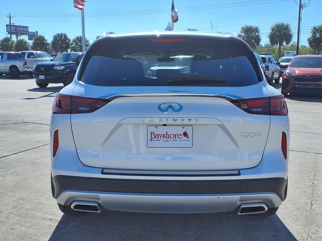 2024 INFINITI QX50 LUXE White at Gullo Toyota