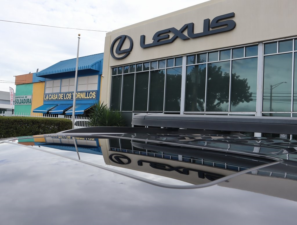 Thumbnail: 2023 Toyota Sequoia - 13