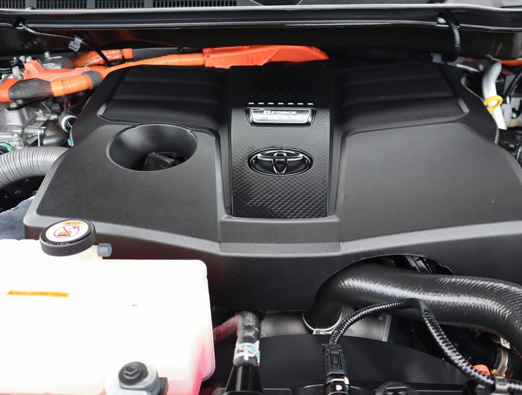 Thumbnail: 2023 Toyota Sequoia - 14