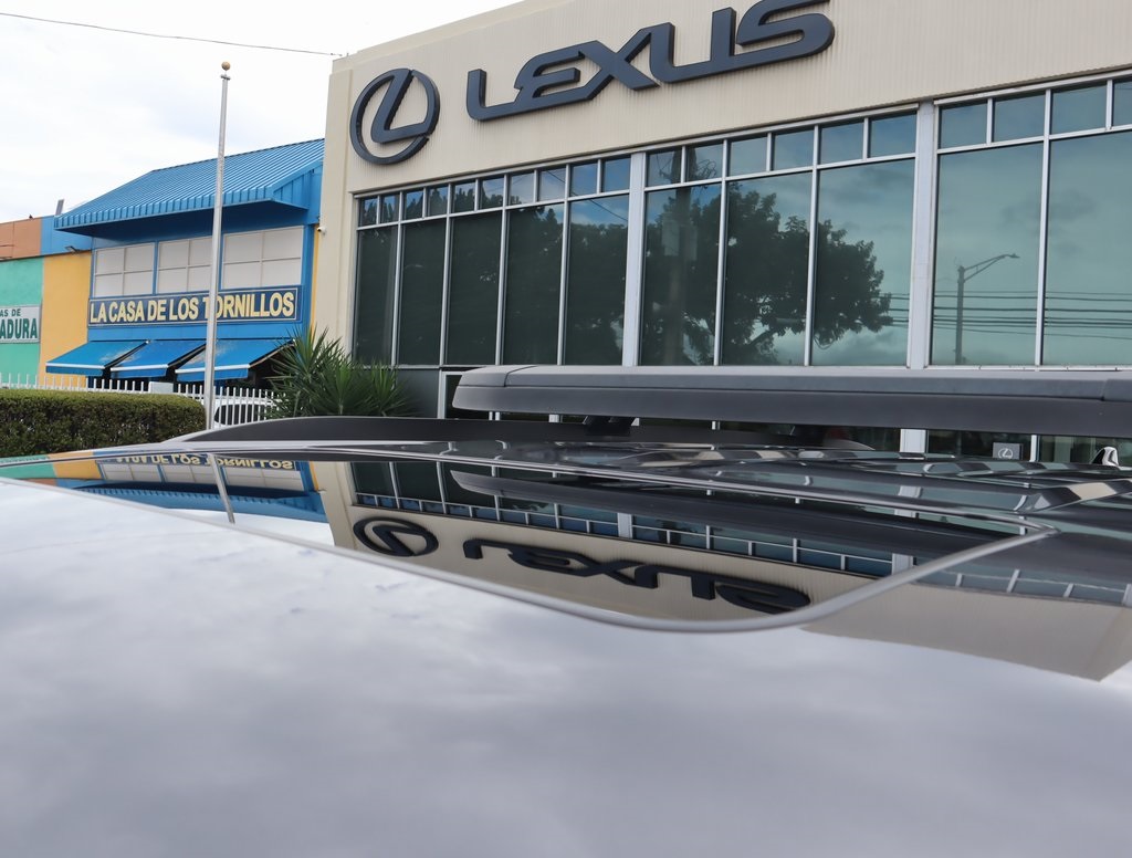 Thumbnail: 2023 Toyota Sequoia - 20