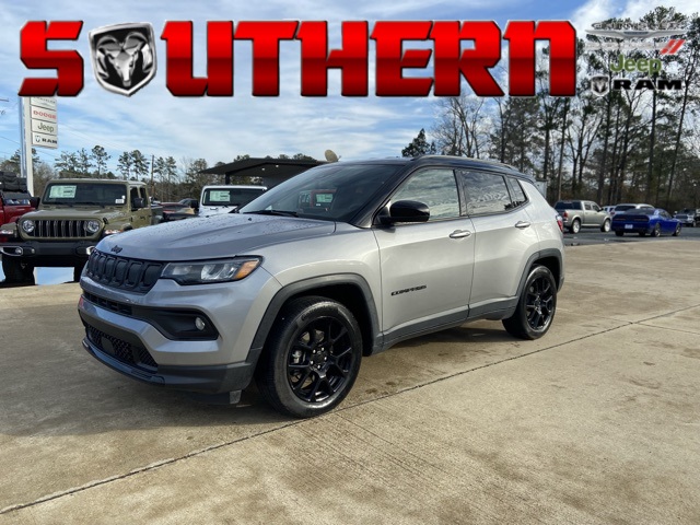 2022 Jeep Compass Altitude FWD