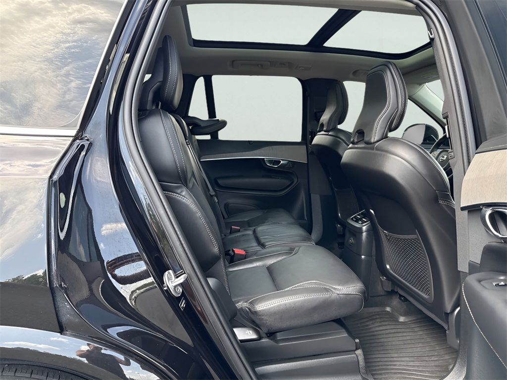 2024 Volvo XC90 Recharge Plug-In Hybrid