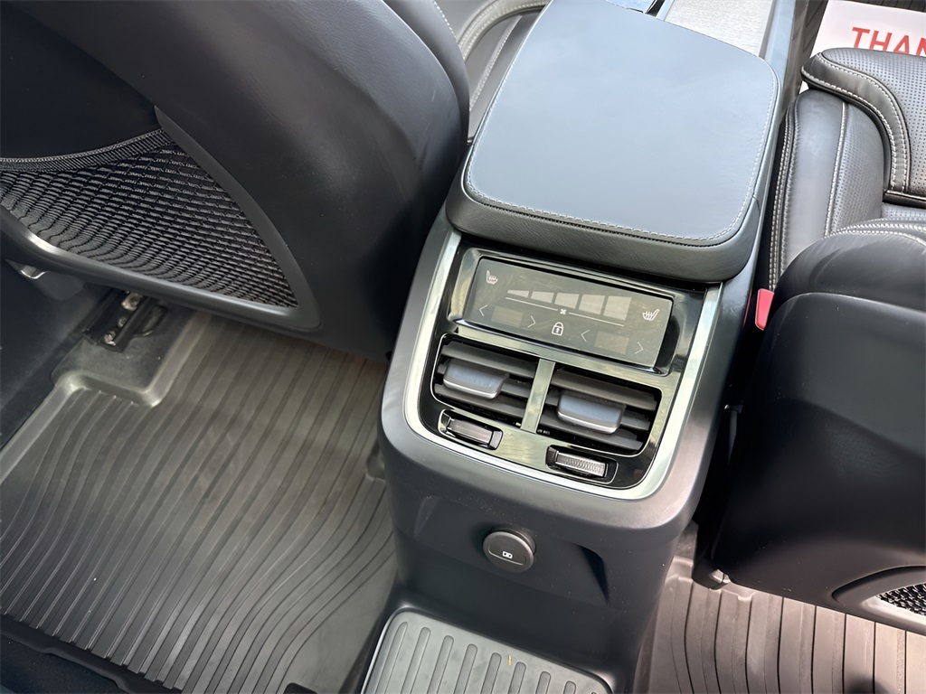2024 Volvo XC90 Recharge Plug-In Hybrid