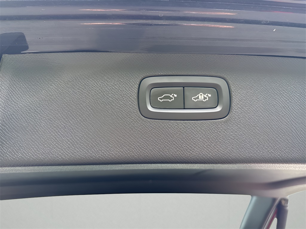 2024 Volvo XC90 Recharge Plug-In Hybrid